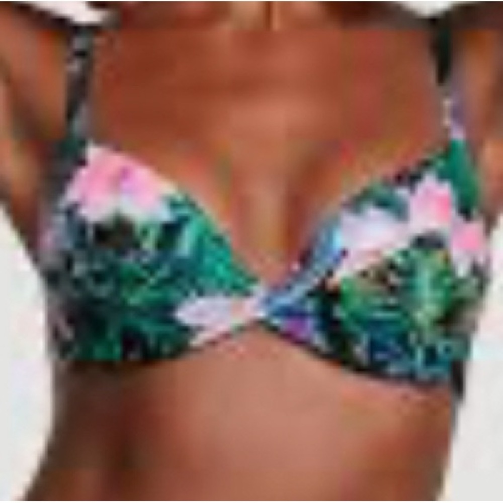 NWT Victoria’s Secret Twist push-Up Removable Pads Tropical Floral Bikini Top